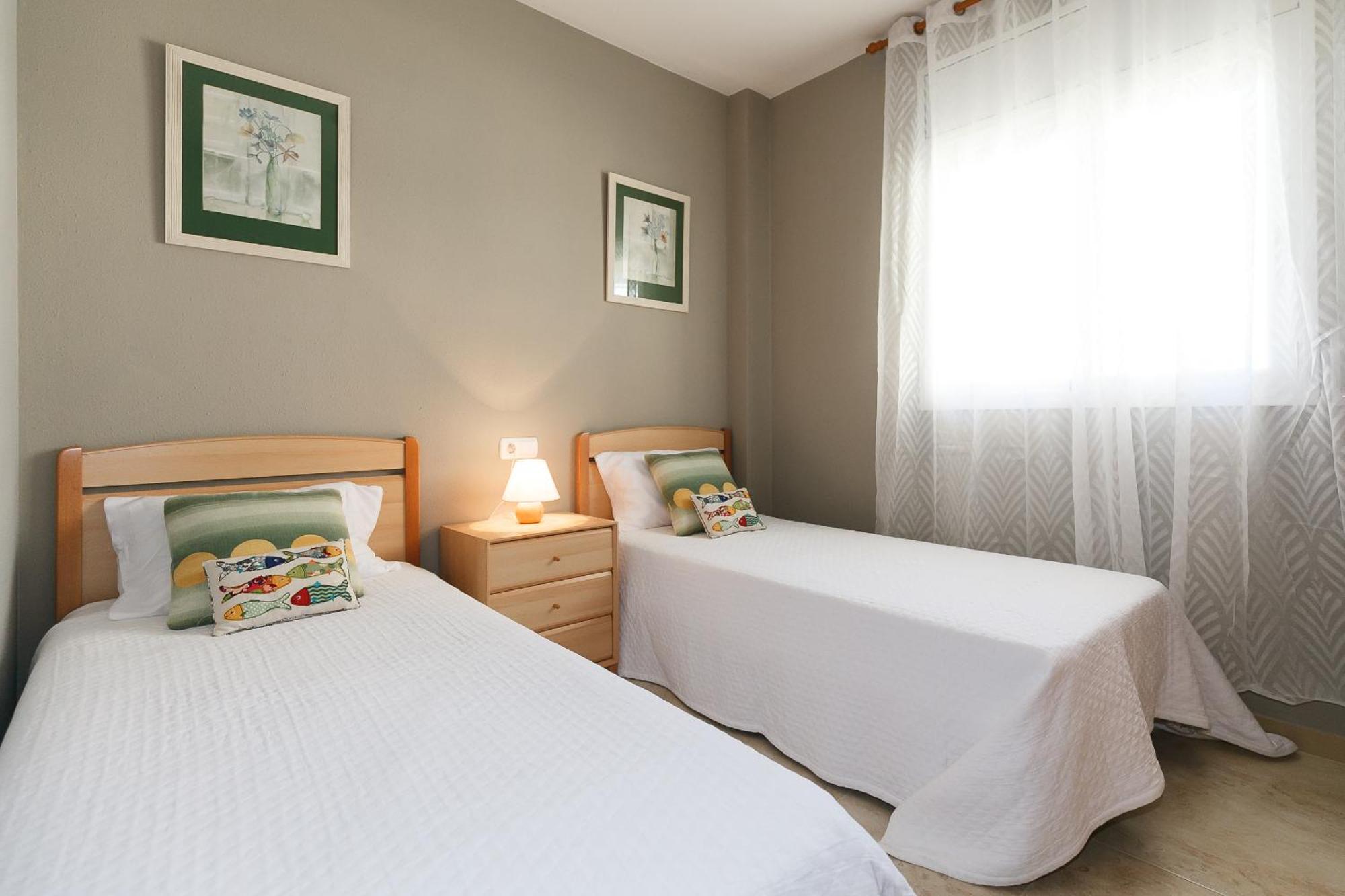 Uhc Golden Pineda Apartments La Pineda Exterior photo