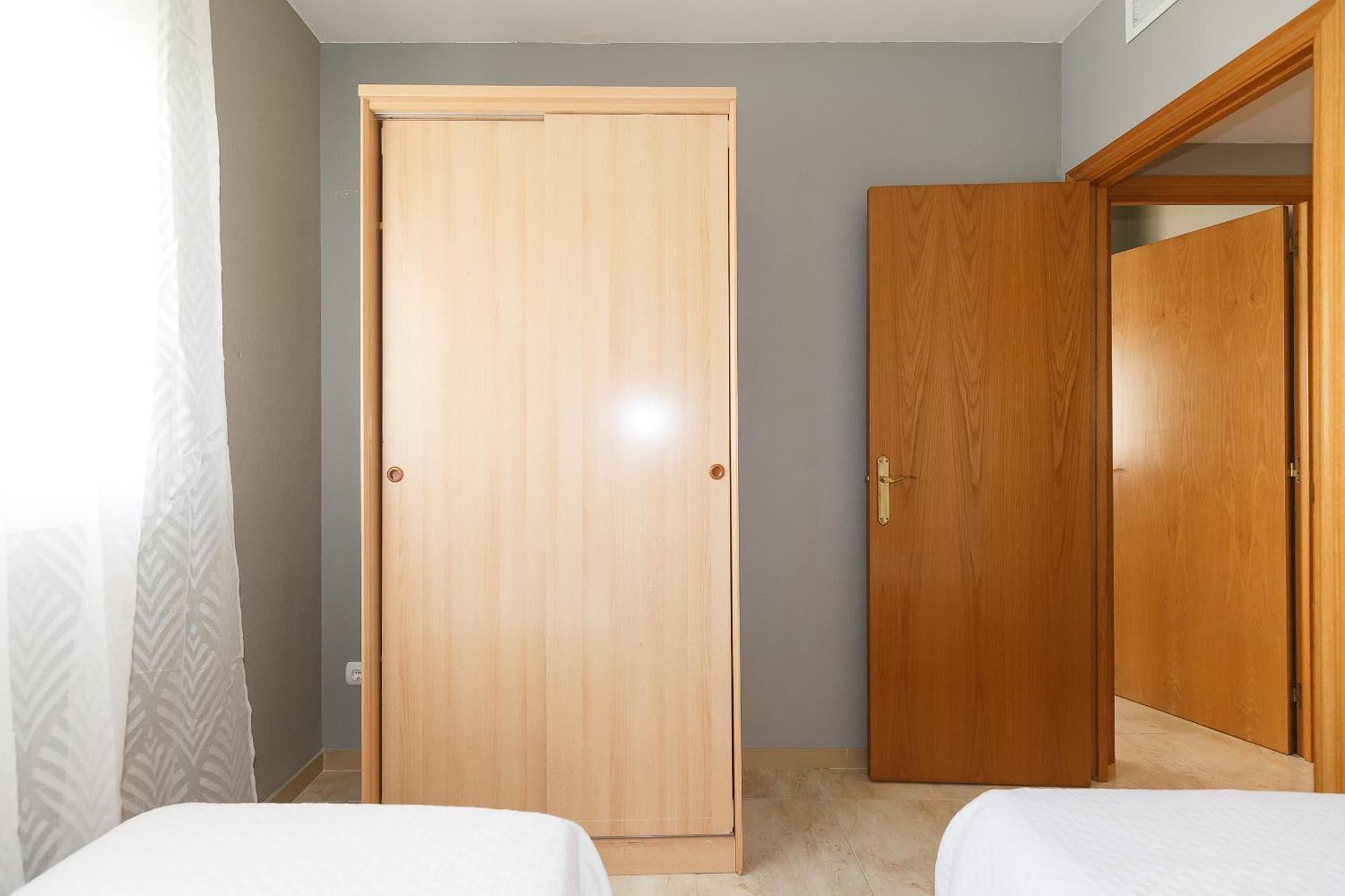 Uhc Golden Pineda Apartments La Pineda Room photo