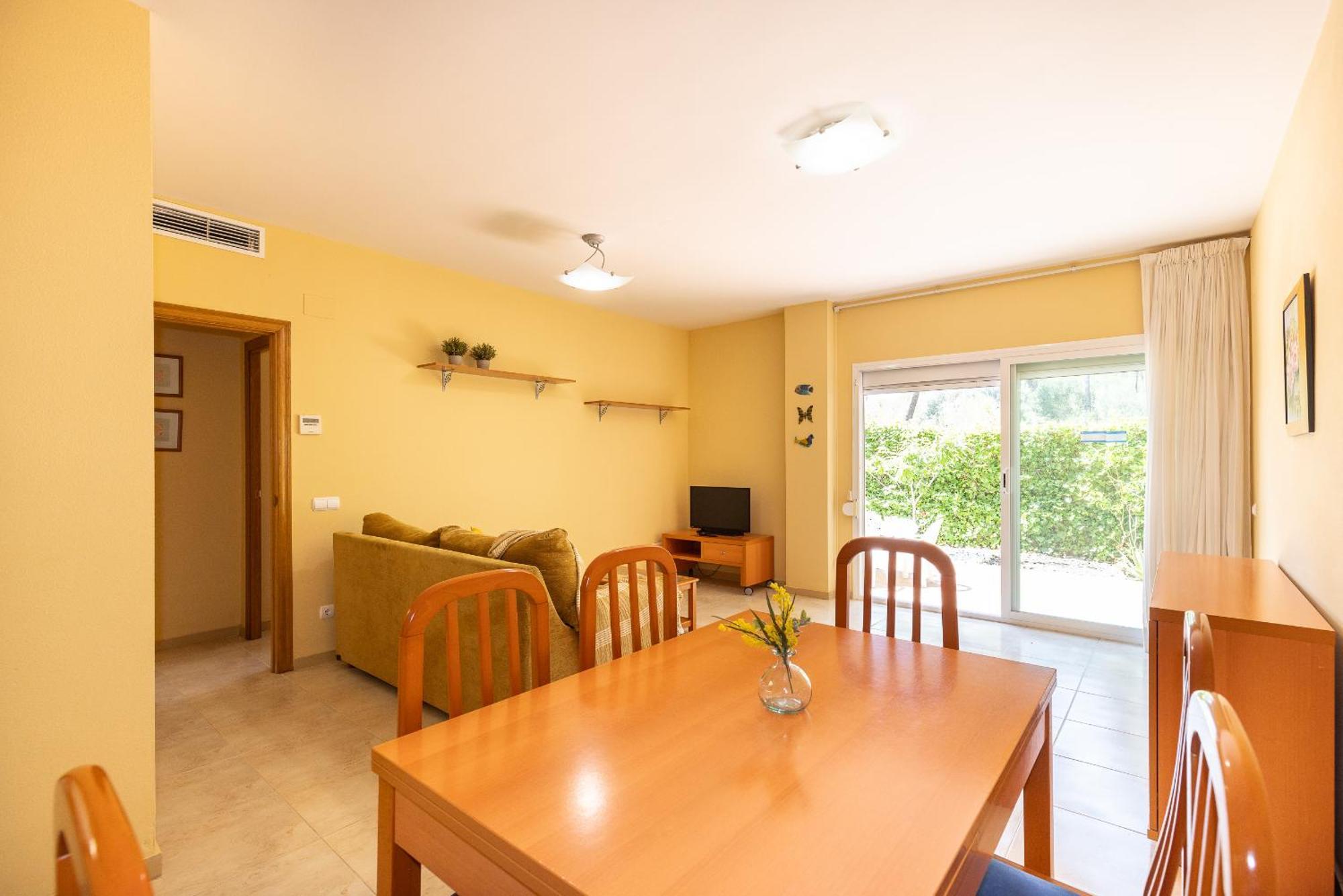 Uhc Golden Pineda Apartments La Pineda Exterior photo