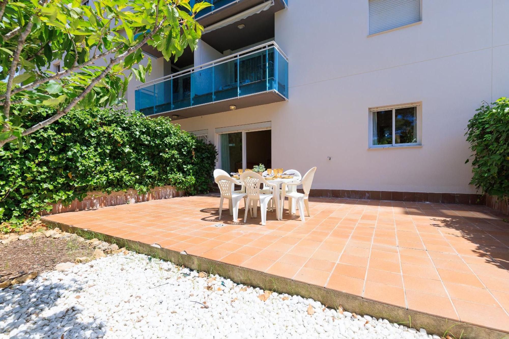 Uhc Golden Pineda Apartments La Pineda Exterior photo
