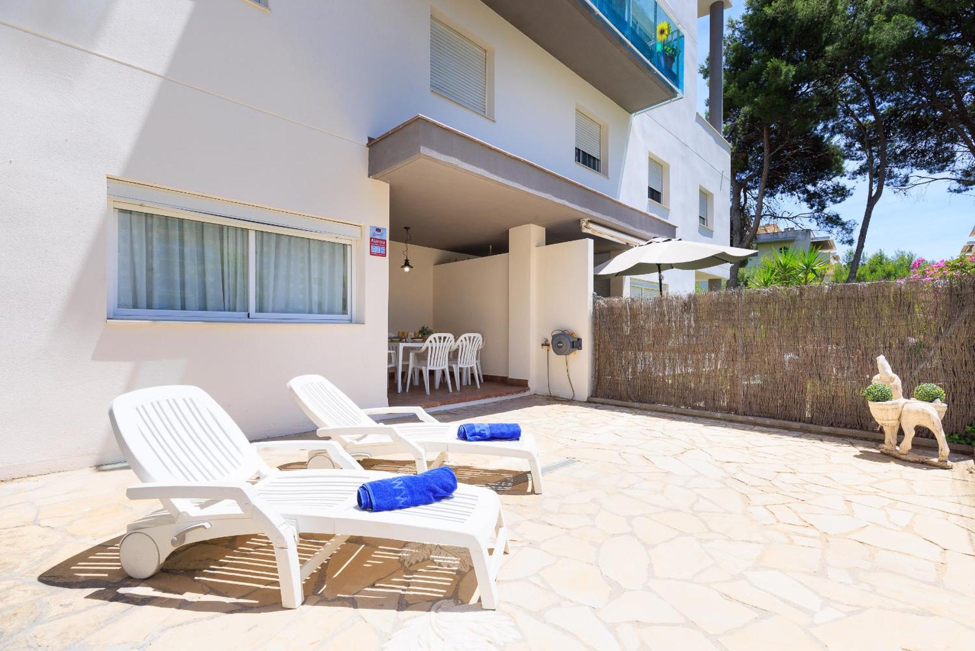 Uhc Golden Pineda Apartments La Pineda Exterior photo
