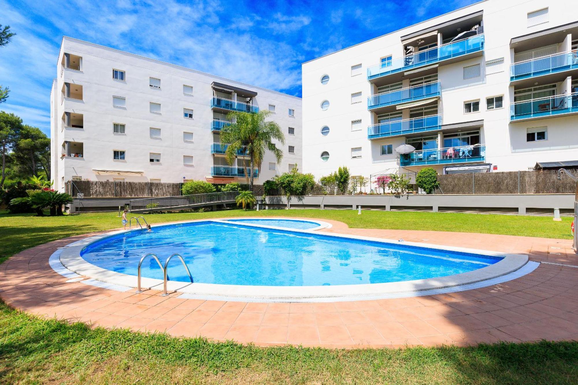Uhc Golden Pineda Apartments La Pineda Exterior photo